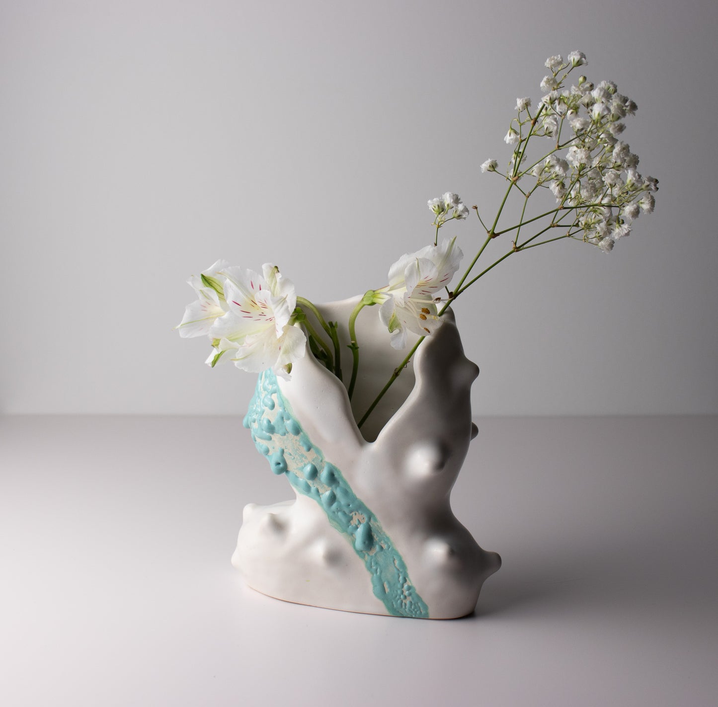 good trouble vase 01
