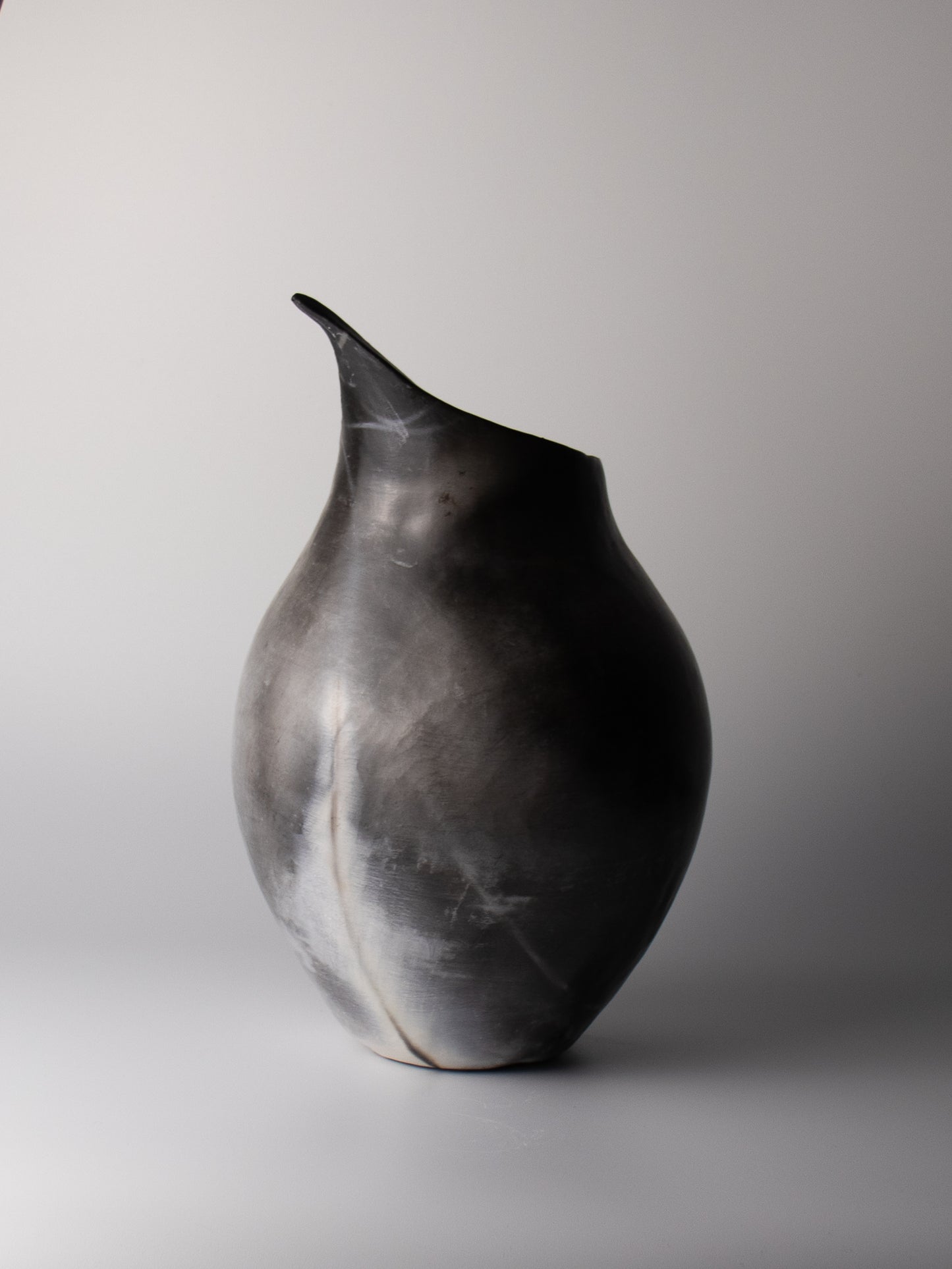 porto moniz vessel 08 | saggar vessel