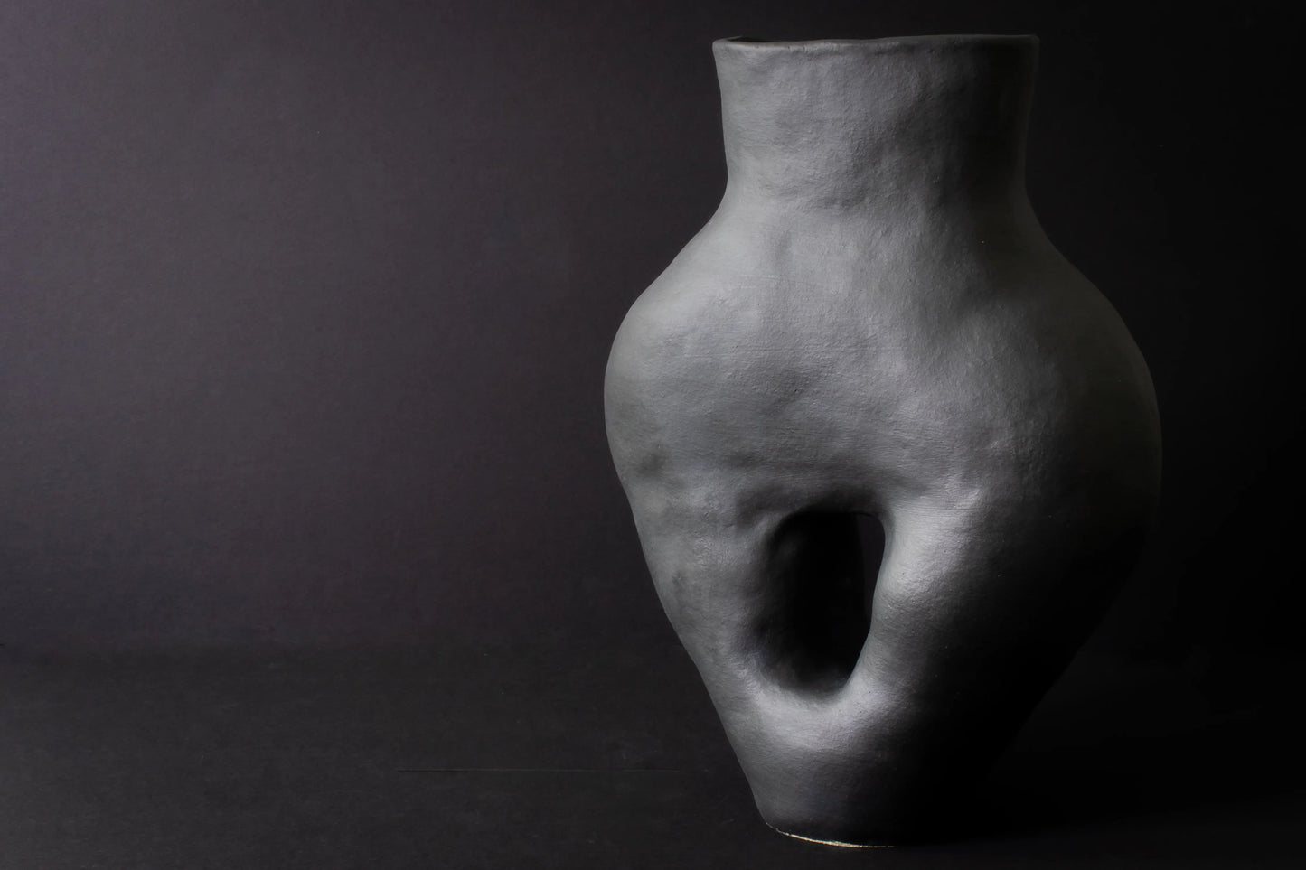 scandi organic vase - matte black - harlow