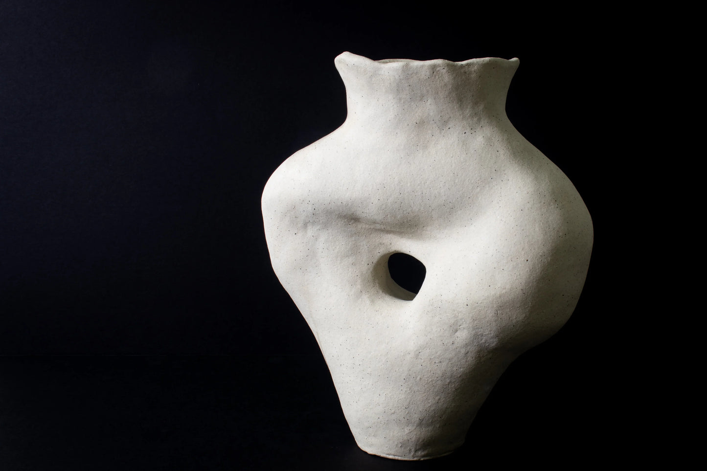 scandi organic vase - matte speckled cream - harlow