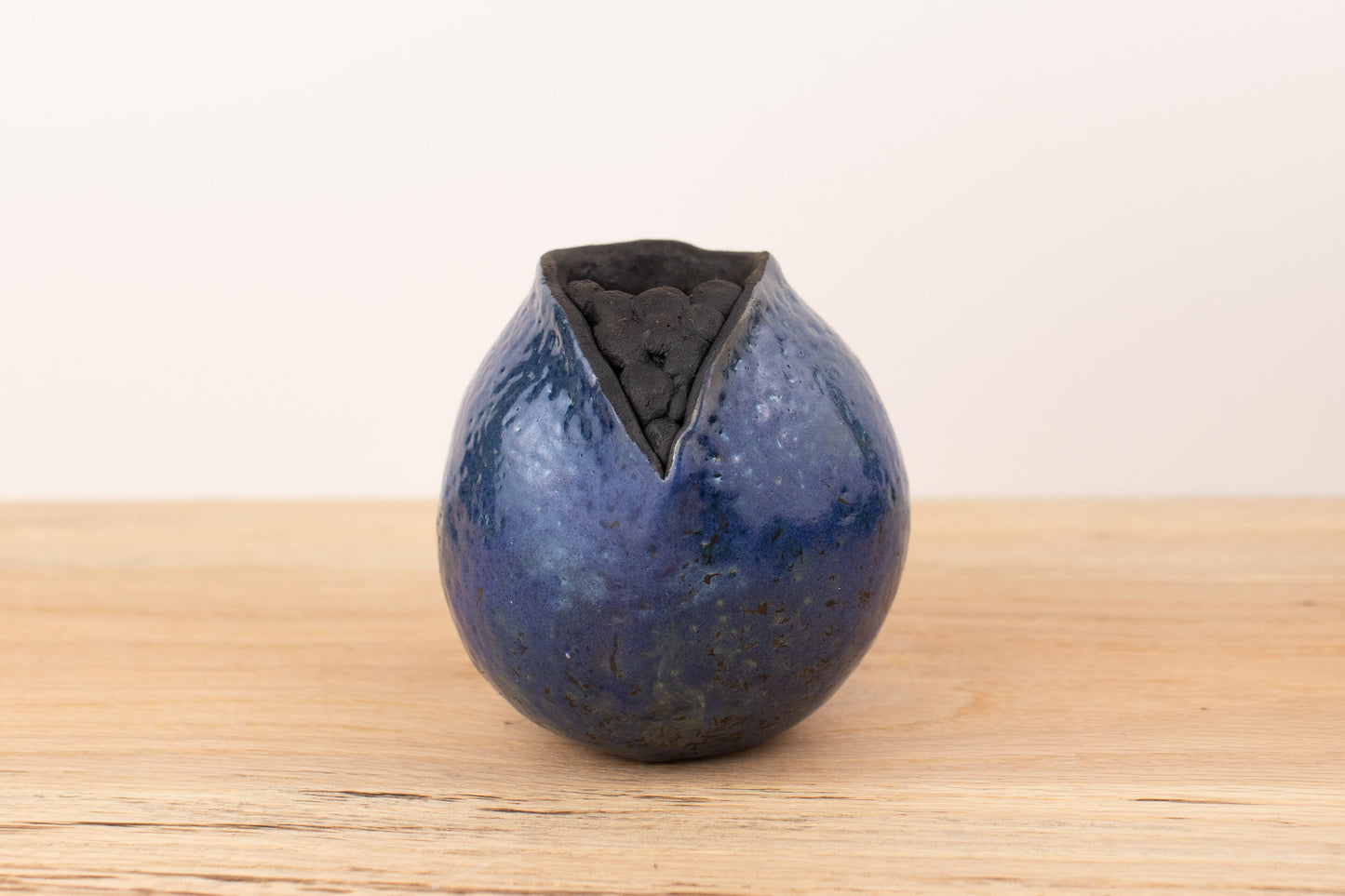 ashen caldera | raku vase