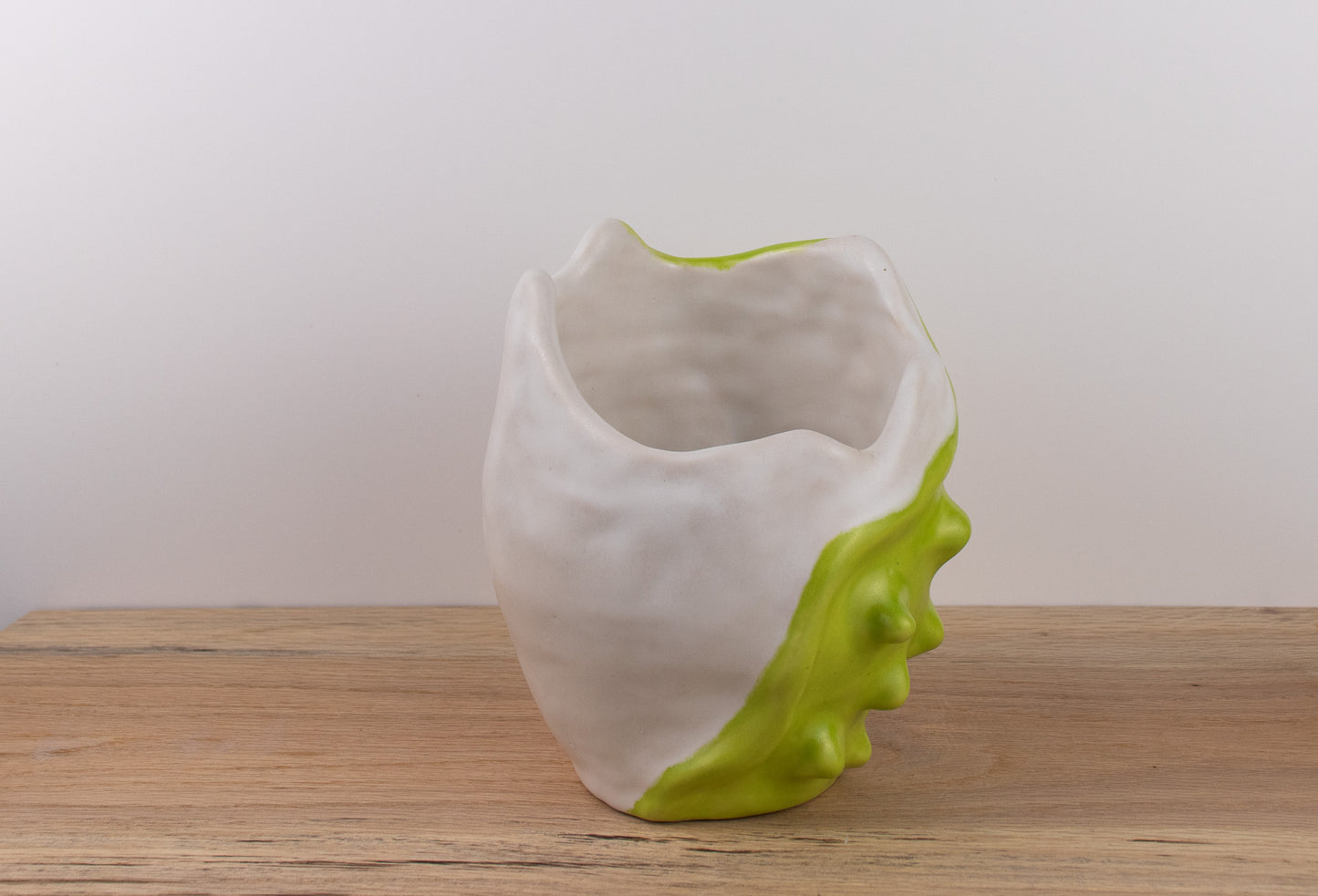 chaotic good vase 04