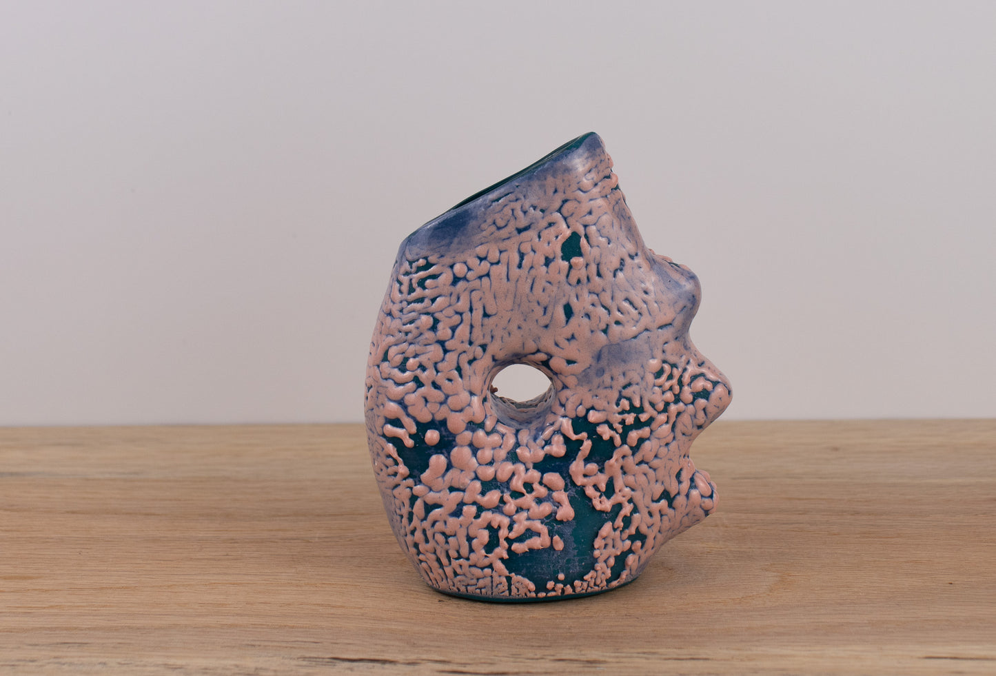 good vibes vase 02