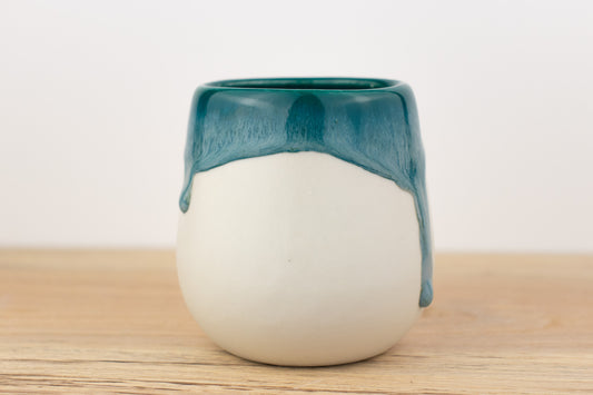 winter shores wine glass