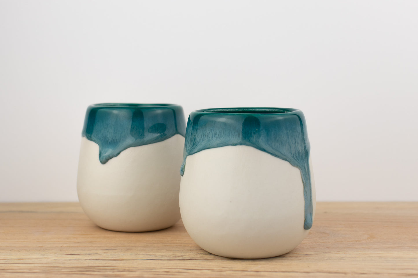 winter shores wine glass