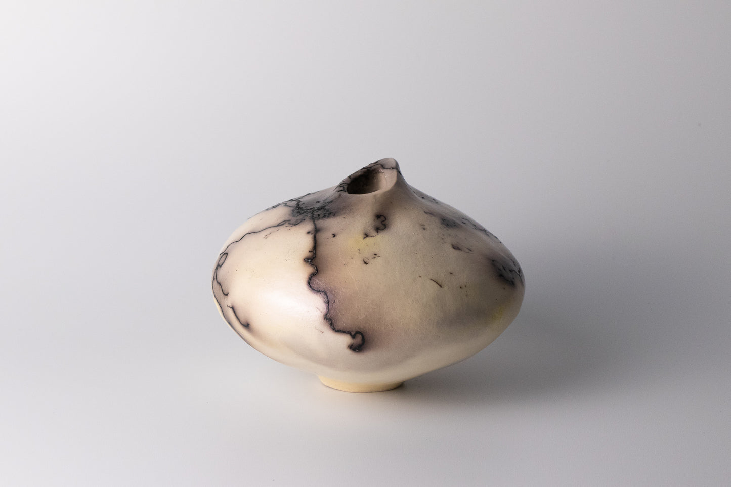 black & white raku vessel 09 | with mica