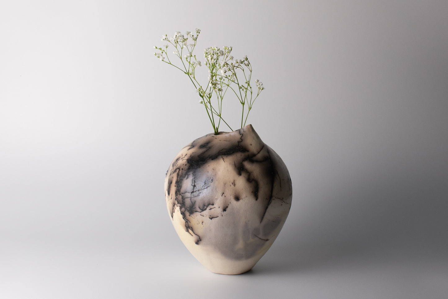 black & white raku vessel 12 | with mica