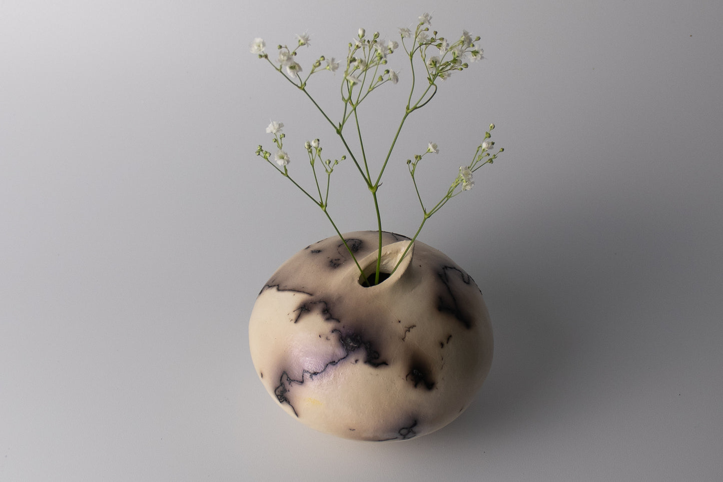 black & white raku vessel 11 | with mica