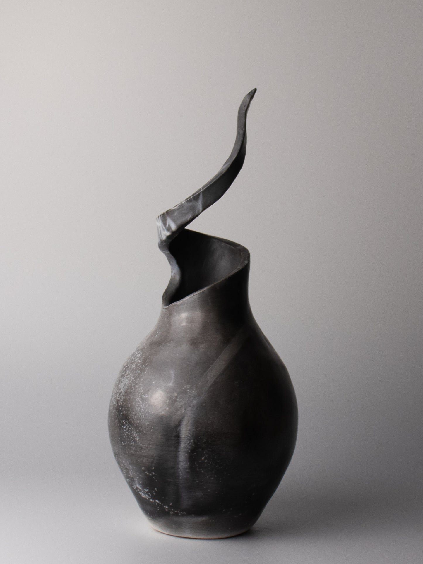 porto moniz vessel 09 | saggar vessel