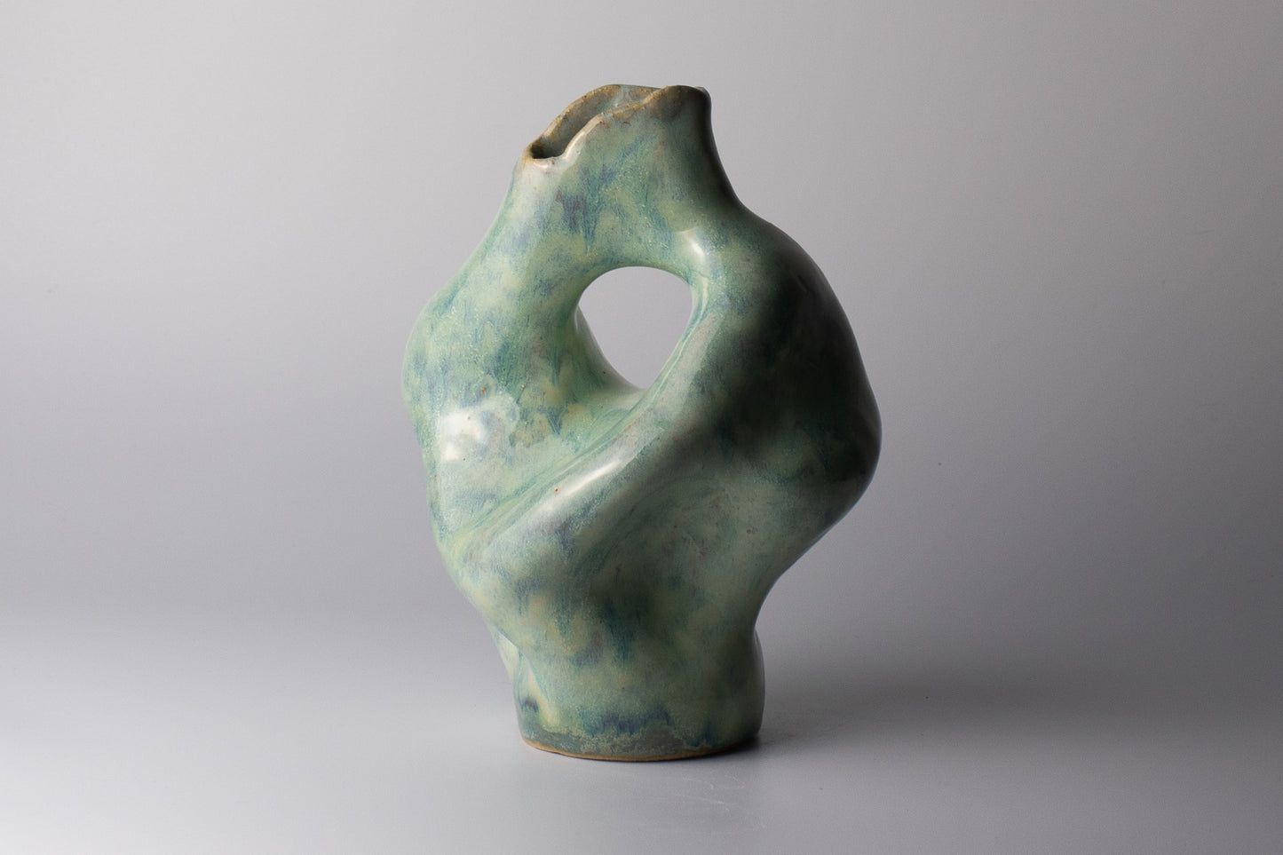 freeform vessel 32