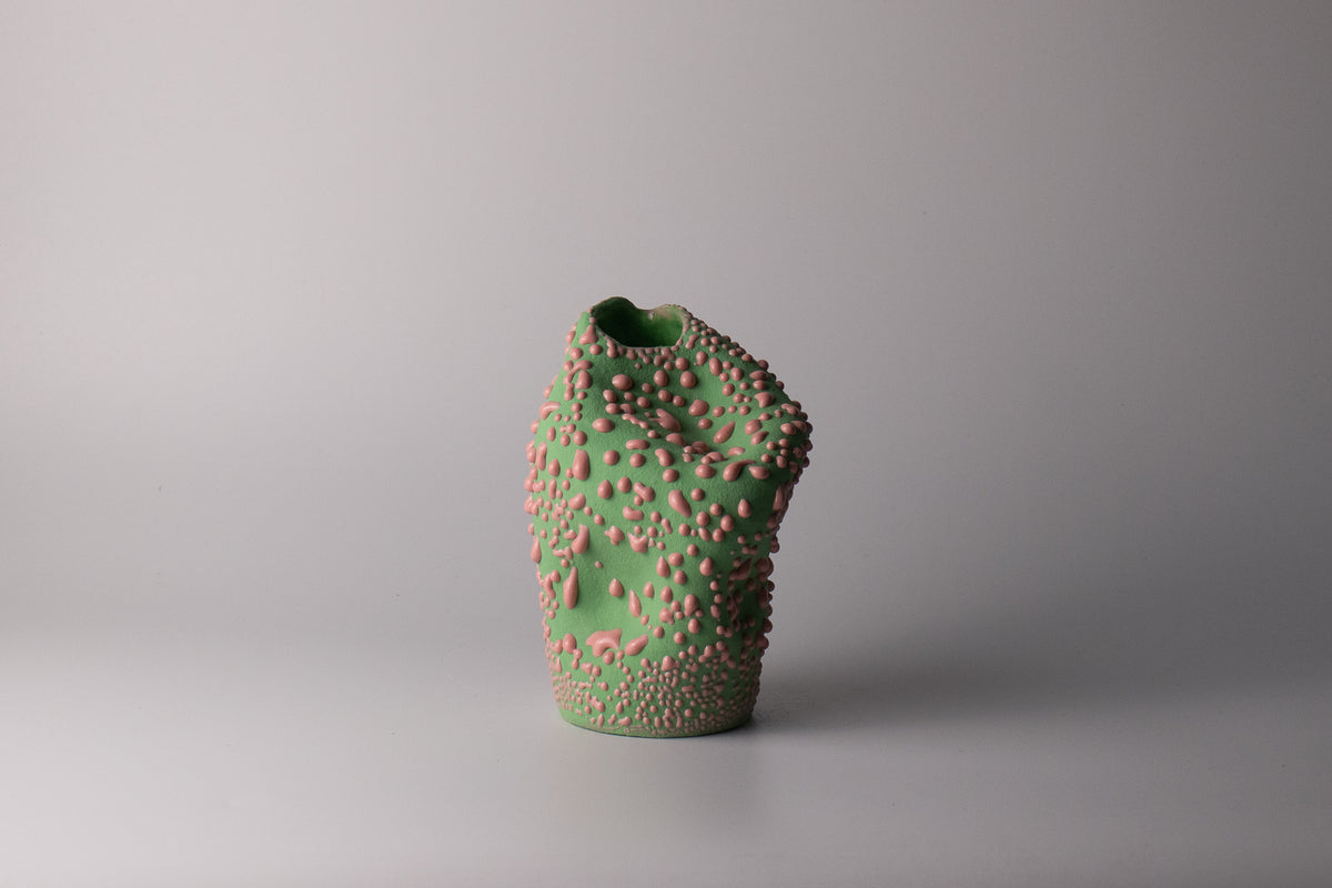 a green light at daisy's | sculptural vessel
