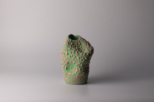 a green light at daisy's | sculptural vessel