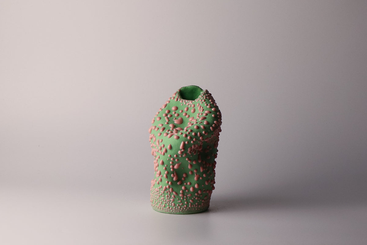 a green light at daisy's | sculptural vessel