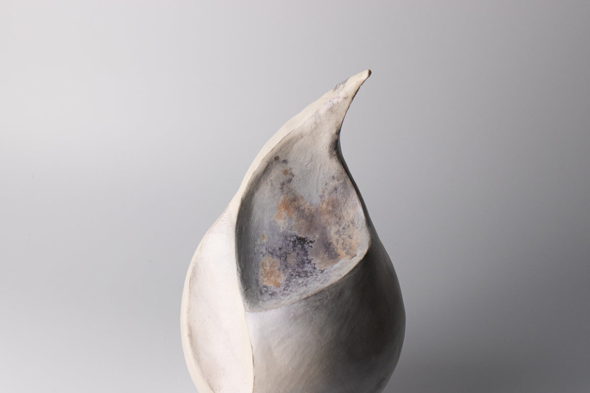 it's a deep sea, in which i'm floating | saggar sculpture