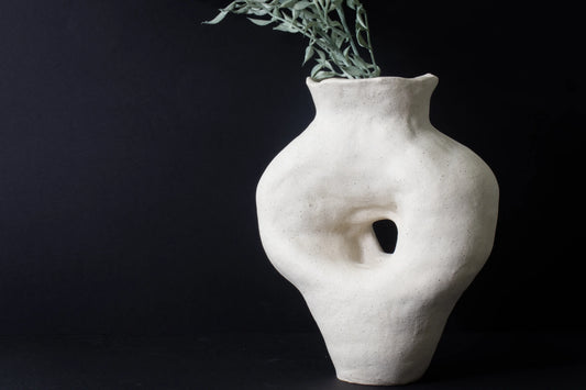 scandi organic vase - matte speckled cream - harlow