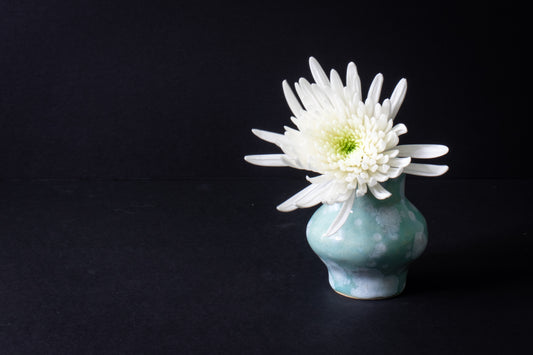 cute bud vase - aqua bloom