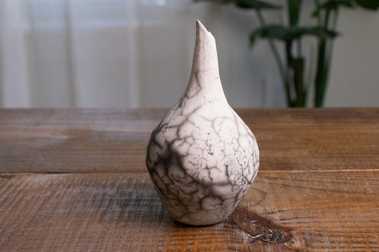 black & white teardrop raku vase 01