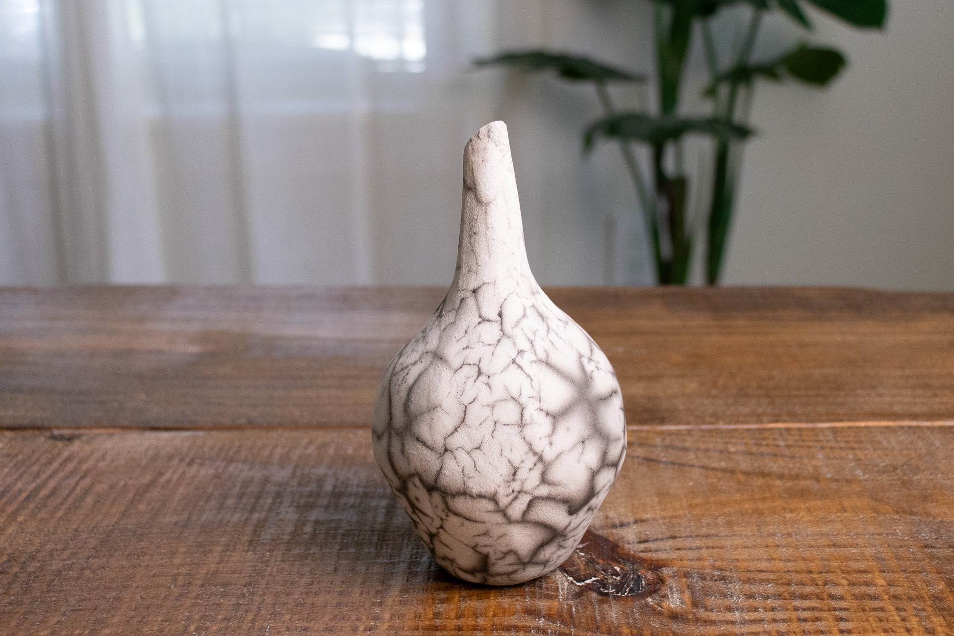 black & white teardrop raku vase 01 - harlow