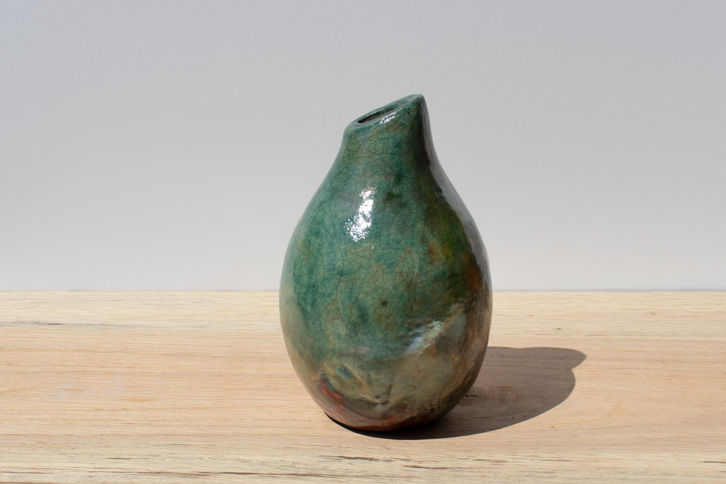 undercurrent 01 | raku vase
