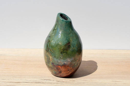 undercurrent 01 | raku vase