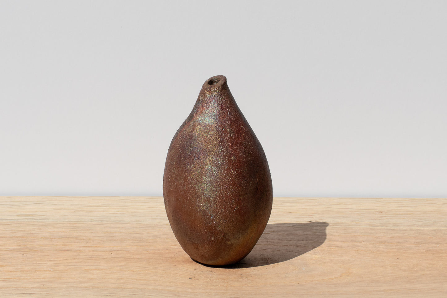 metallic teardrop raku vase 01