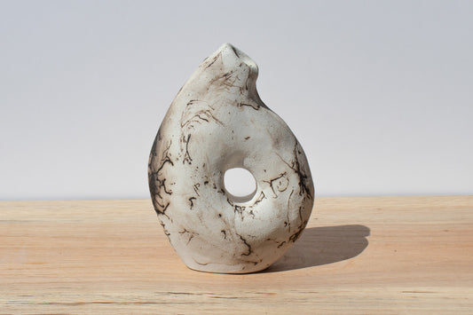 black & white loop raku vase 01