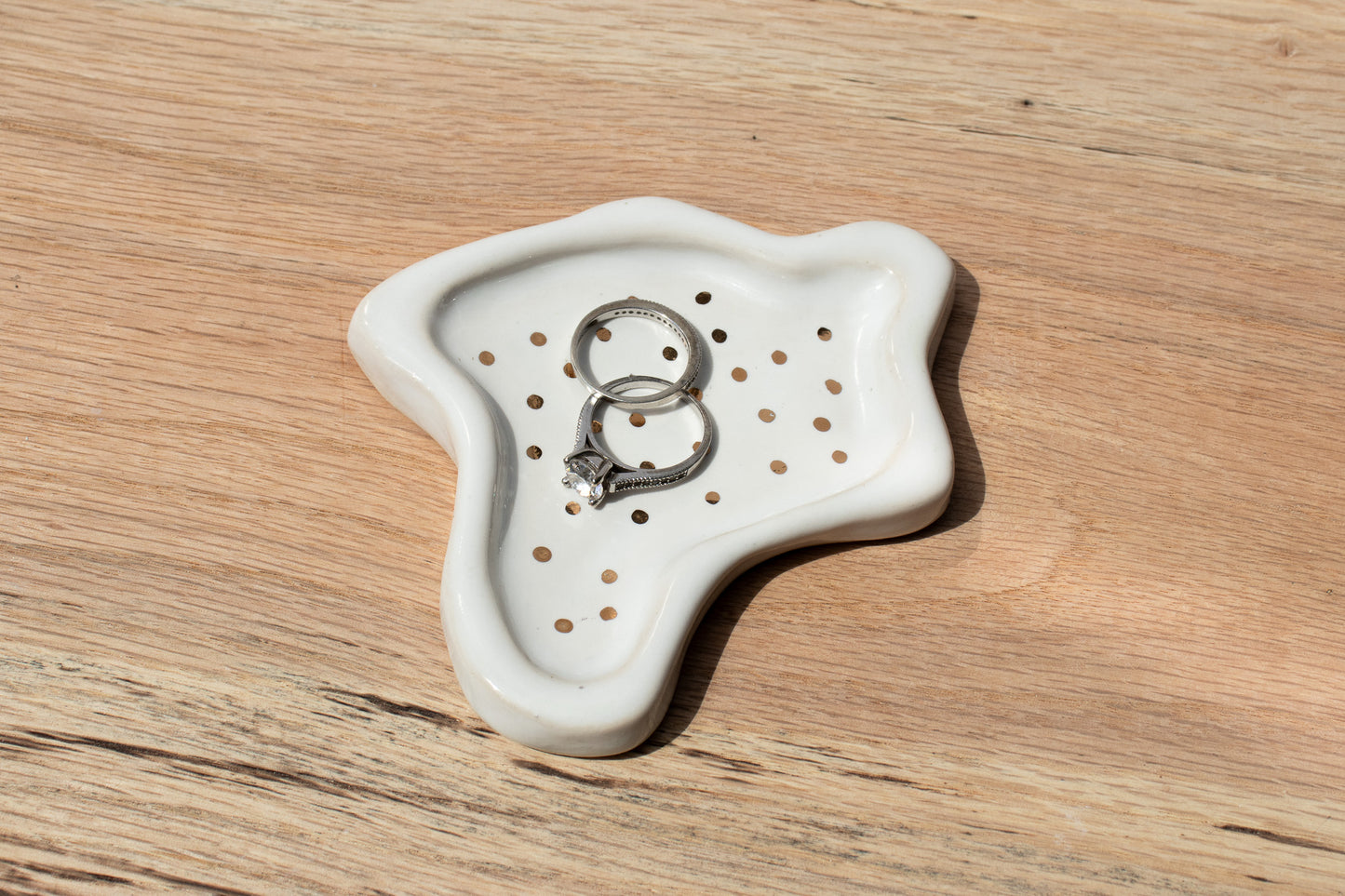 trinket dish | white & gold