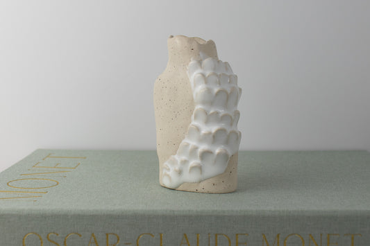 soft relief study vase 01